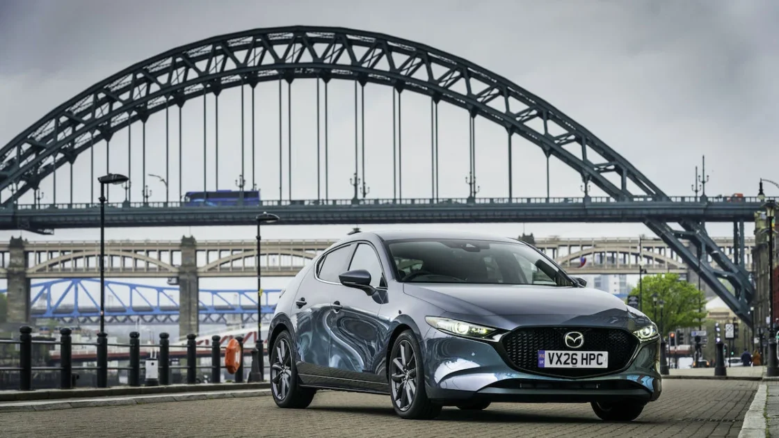 Mazda3 Terbaru Makin Canggih Tanpa Naik Harga