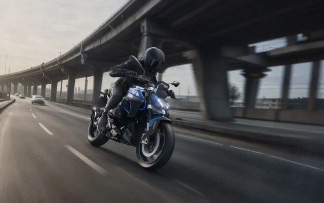 BMW R 1300 R ASA: Naked Bike Bertenaga Mesin Boxer