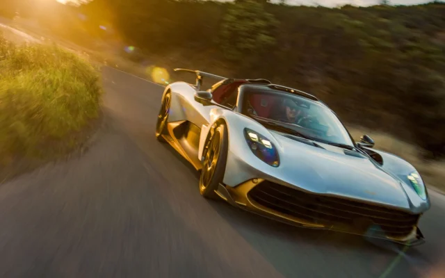Aston Martin Rilis Valhalla Spider Bermesin 1.064 Tenaga Kuda