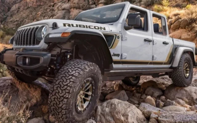 Jeep Gladiator 2027 Launch Edition, Pakai Ban 35 Inci