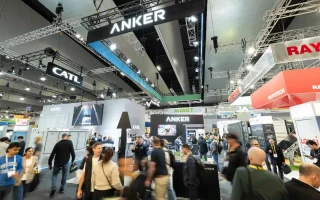 Anker Solix Pamer Baterai XE dan Solar Balkon
