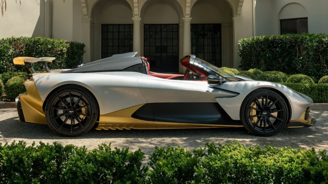 Aston Martin Valhalla Spider: Varian Atap Terbuka 1.064 Tenaga Kuda