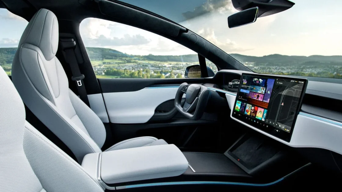 Sewa Tesla dengan Fitur FSD Kini Tersedia Akhir Pekan