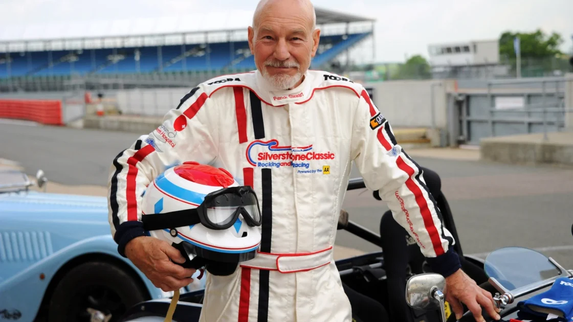 Patrick Stewart, Aktor Legendaris Penggemar Balap Mobil