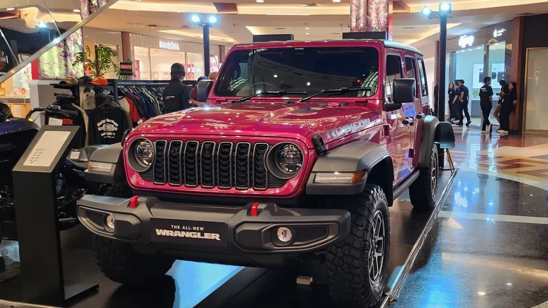 Jeep Wrangler Rubicon Warna Tuscadero Hadir di Indonesia