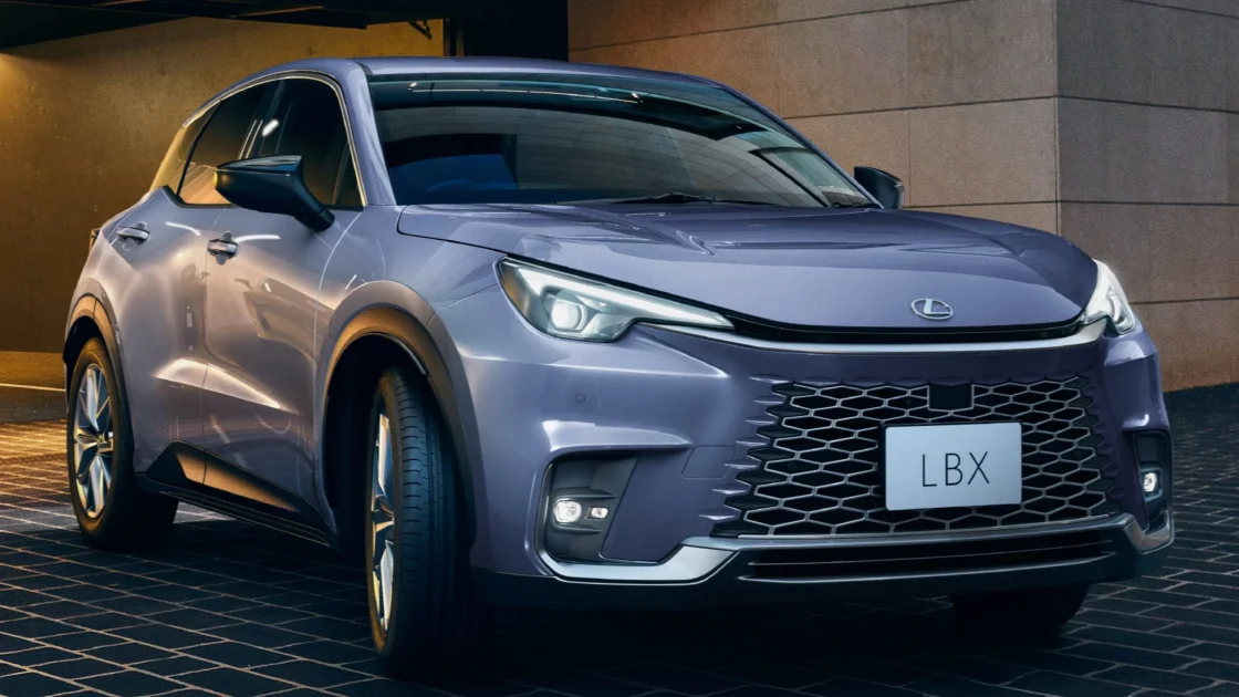 Lexus LBX Dapat Pembaruan di Jepang, Sasis Makin Kaku