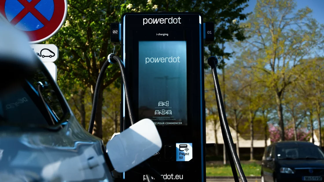 Powerdot dan Hubject Hadirkan Plug & Charge di Eropa