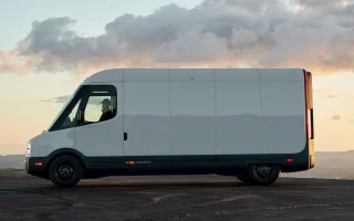 Rivian Upgrade Van Listrik EDV 700: Baterai Lebih Besar & AWD