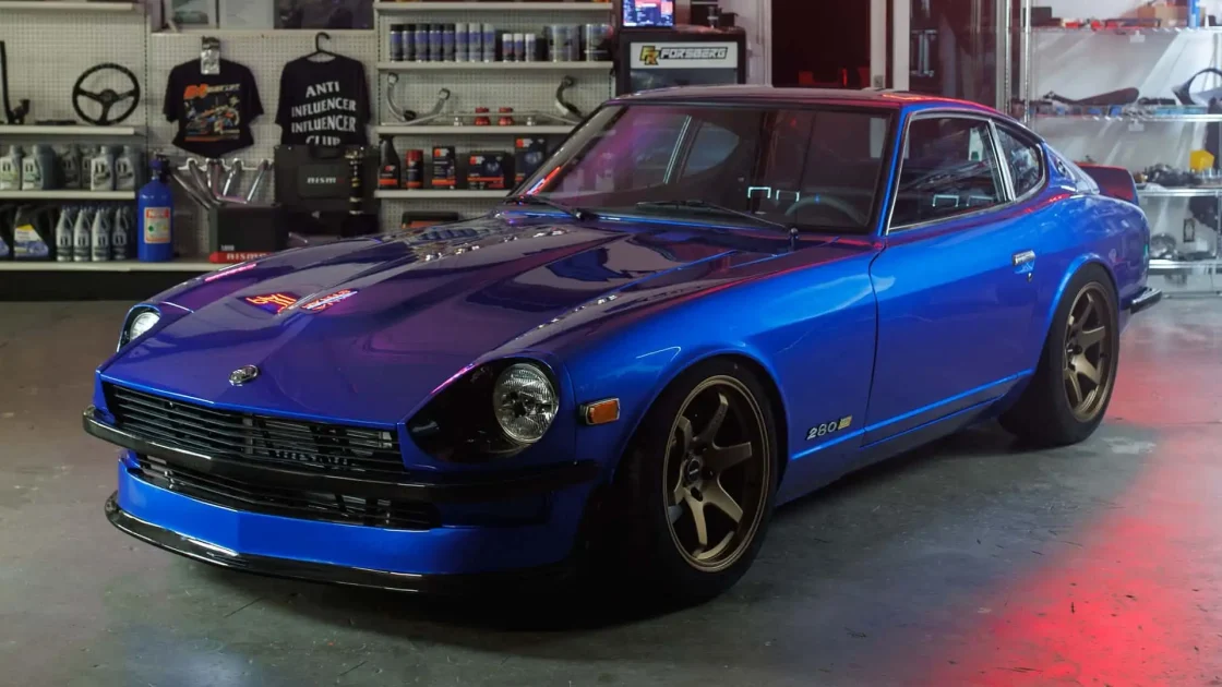 Datsun 240Z Klasik Bawa Mesin Twin-Turbo