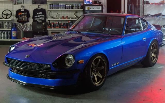 Datsun 240Z Klasik Bawa Mesin Twin-Turbo
