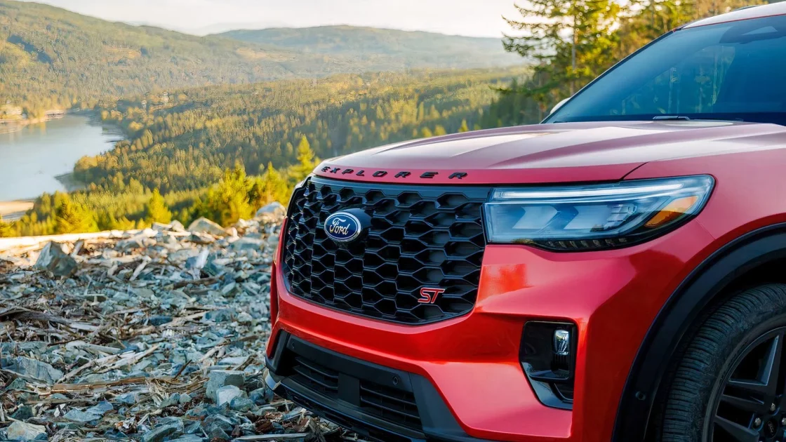 Ford Explorer: SUV Keluarga yang Tetap Seru Dikemudikan
