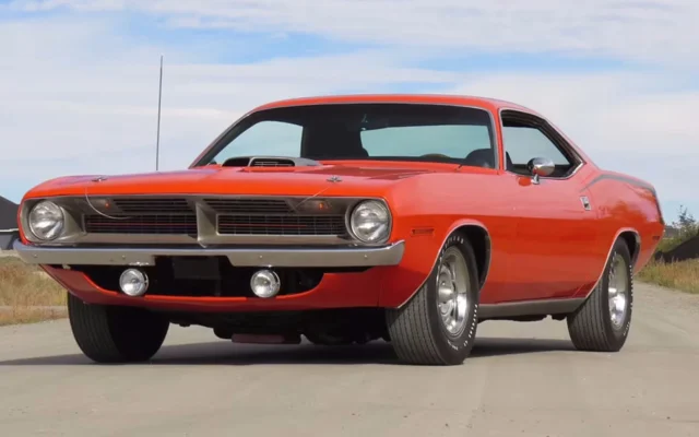 Plymouth Hemi ‘Cuda 1970 Warna Oranye Dilelang Mecum