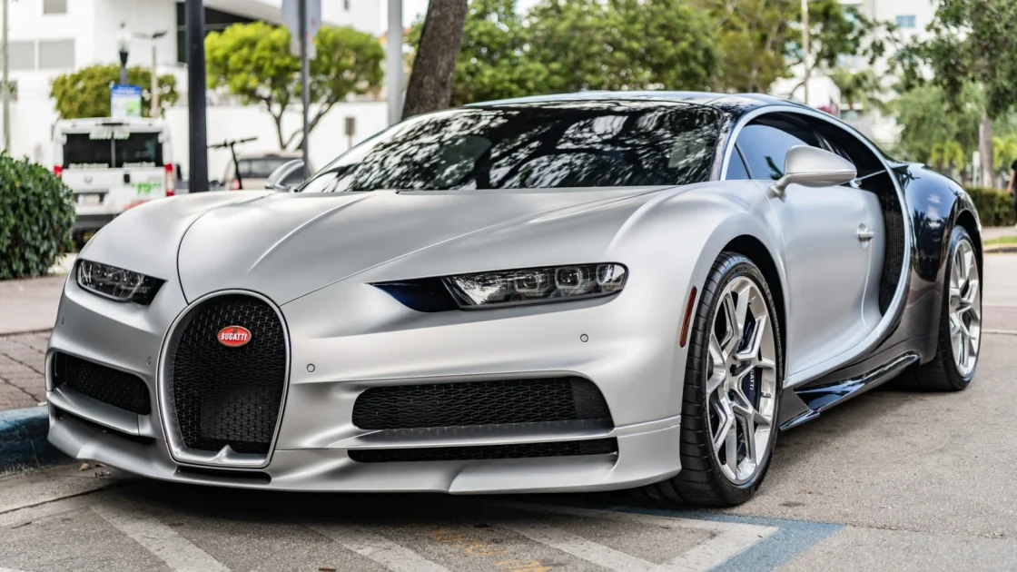 Bos Bugatti Kejar Pencuri Chiron Miliknya yang Kabur