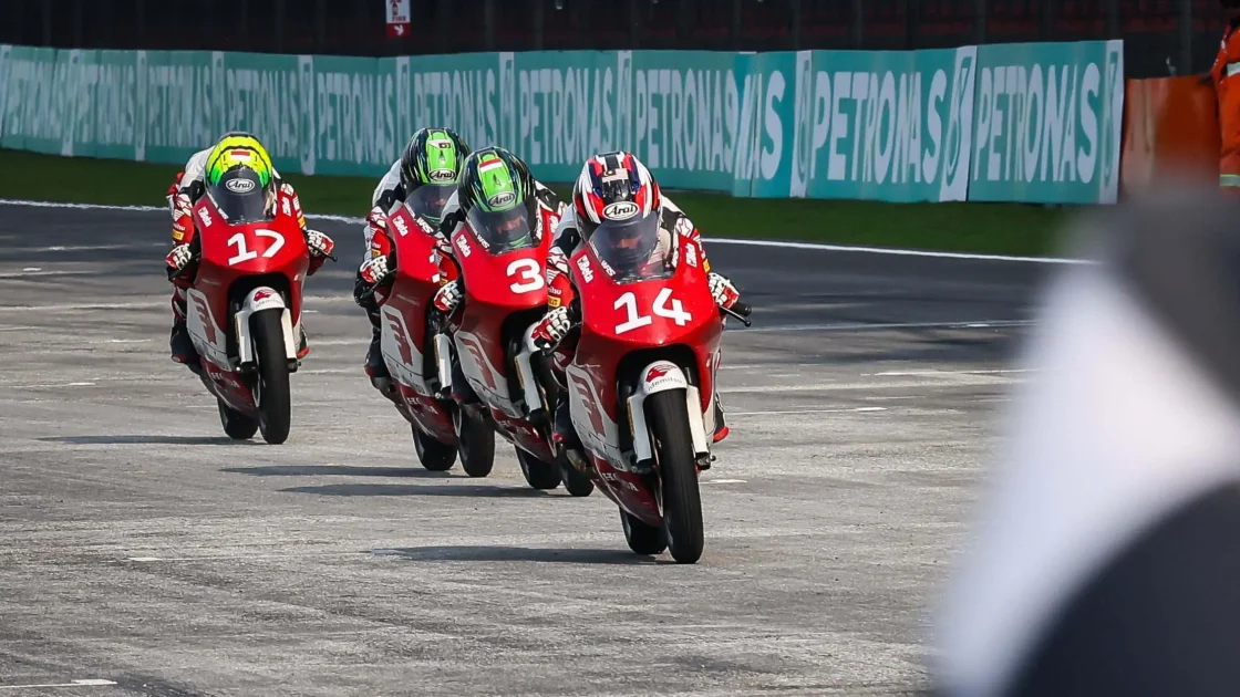 Bintang Pranata Raih Podium Kedua Race 1 Moto4 Asia Sepang