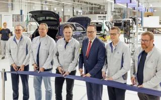 Volkswagen Resmikan Jalur Daur Ulang Kendaraan di Zwickau