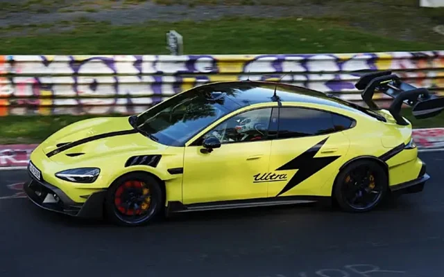 Prototip Xiaomi SU7 Ultra Uji Coba di Nürburgring