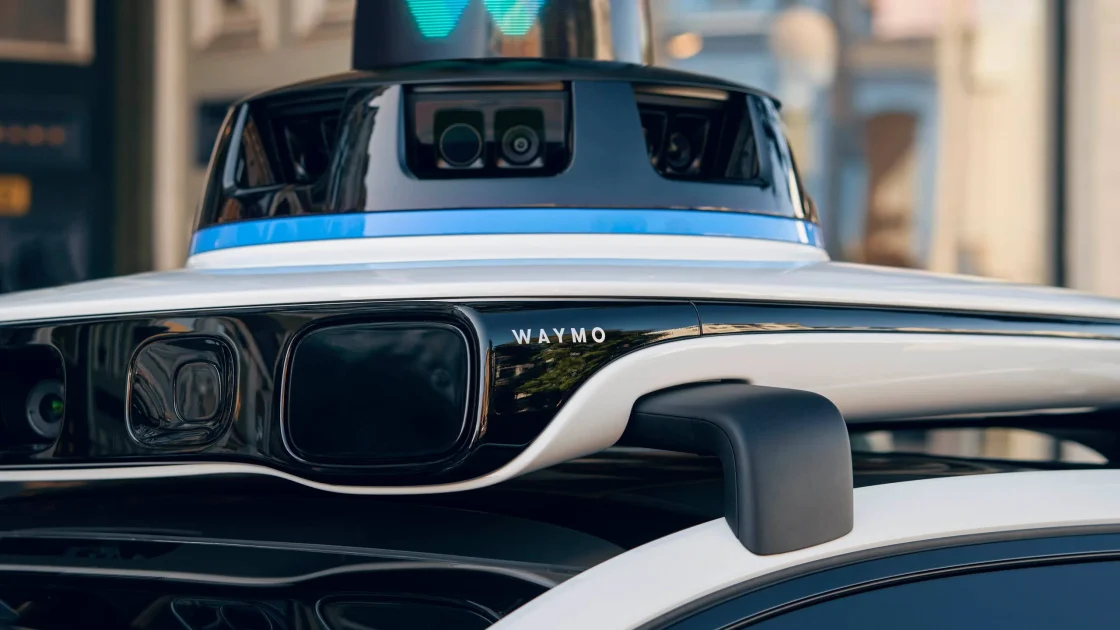 Waymo dan Toyota Ubah bZ4X Jadi Robotaxi Otonom