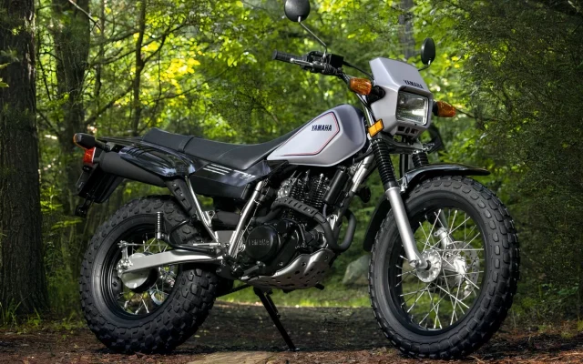 Yamaha TW200 2027 Hadir dengan Ban Jumbo dan Desain Klasik